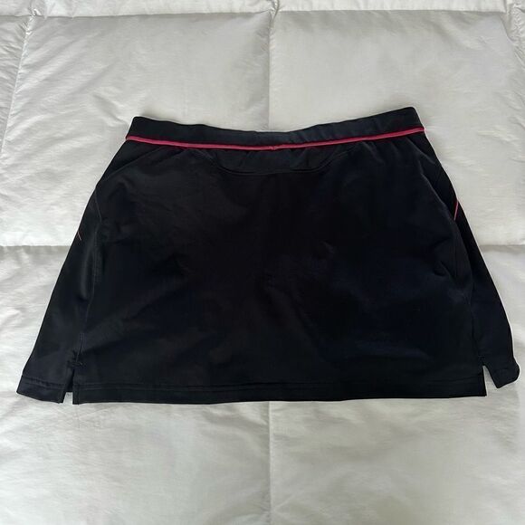 Adidas black with pink trim, Supernova Athletic skorts. - Picture 4 of 5